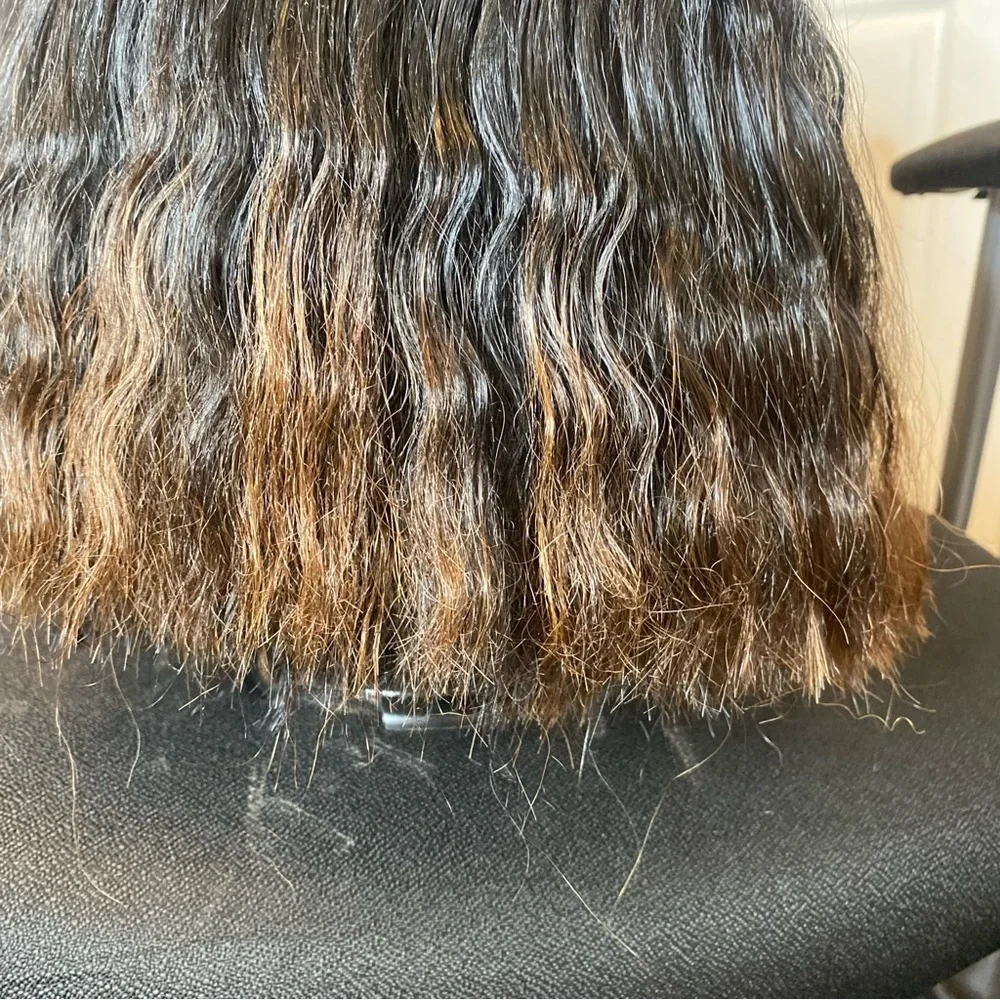 Used Shake n go brown & black bob wig - Picture 4 of 11